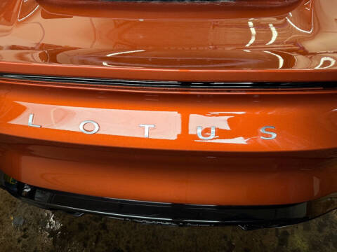 2026 Lotus Emira V6 SE