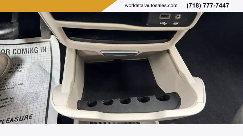 2017 Chrysler Pacifica LX