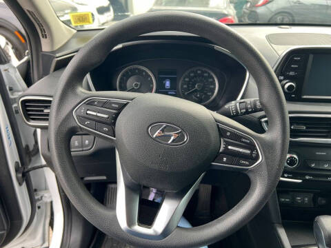 2020 Hyundai Santa Fe SE