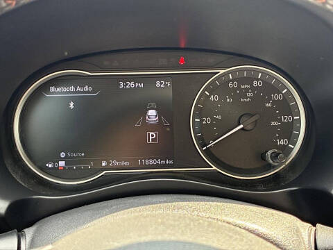 2020 Nissan Kicks SR