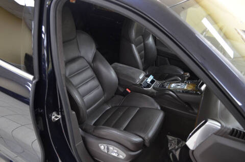 2016 Porsche Cayenne GTS