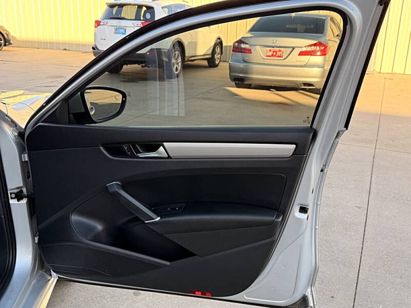 2021 Volkswagen Passat SE