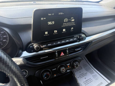 2021 Kia Forte GT Line