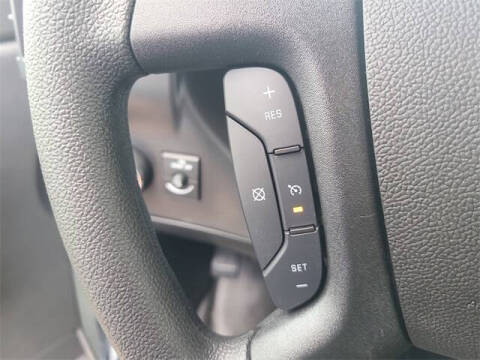 2025 Chevrolet Express 2500