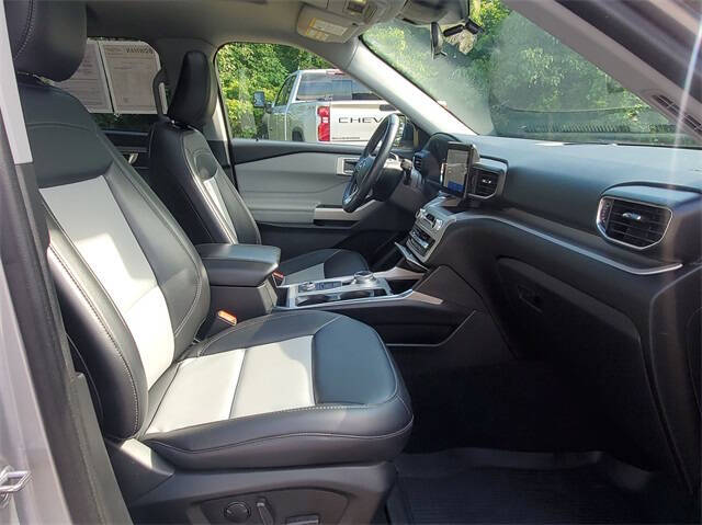 2022 Ford Explorer for sale at Bowman Auto Center in Clarkston, MI