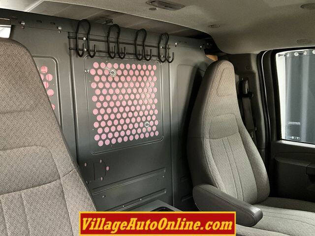 2017 Chevrolet Express 2500