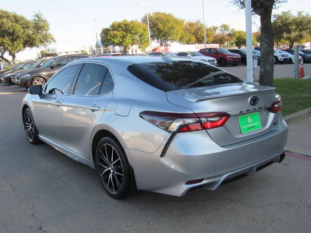 2023 Toyota Camry SE