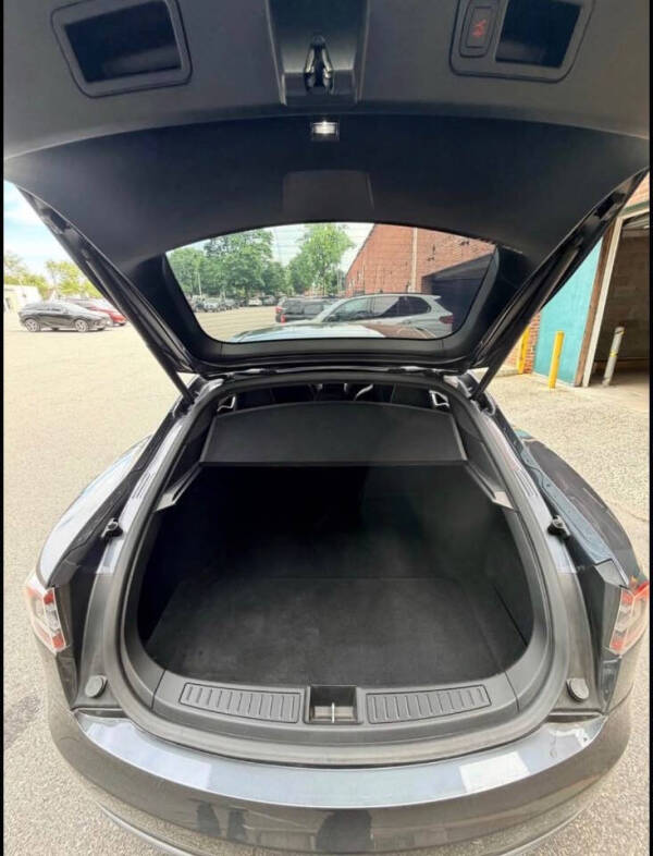 2015 Tesla Model S 85D