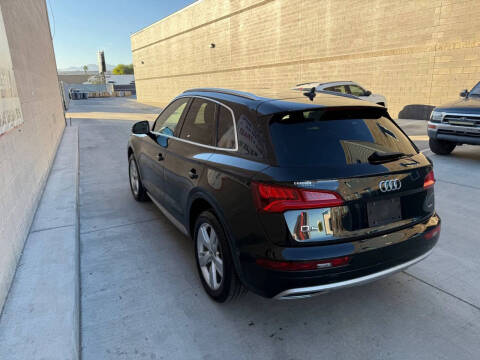 2019 Audi Q5 quattro Premium 45 TFSI