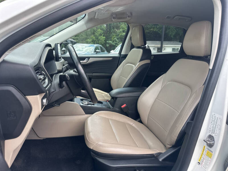 2021 Ford Escape SEL