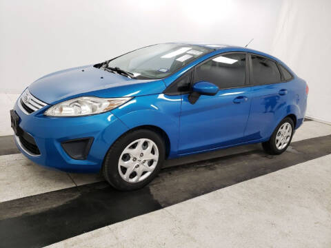 2012 Ford Fiesta for sale at HERMANOS SANCHEZ AUTO SALES LLC in Dallas TX