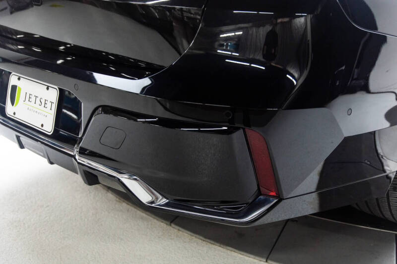 2023 BMW 7 Series 740i