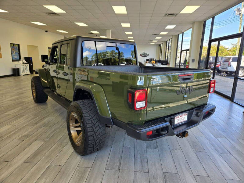 2022 Jeep Gladiator Sport