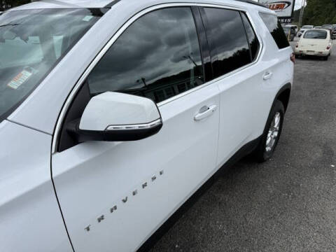 2021 Chevrolet Traverse LT Cloth