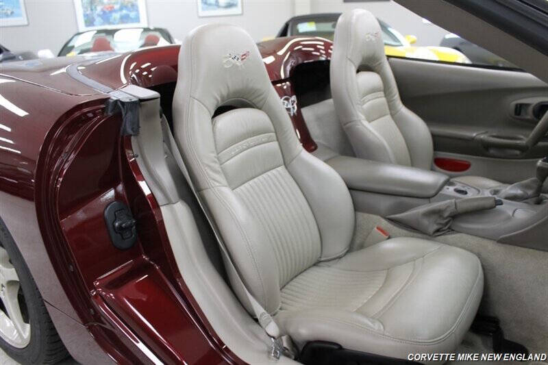 2003 Chevrolet Corvette 25