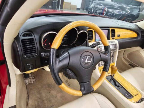 2004 Lexus SC 430