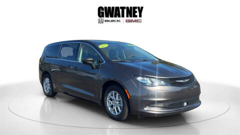 2023 Chrysler Voyager for sale at DeAndre Sells Cars in North Little Rock AR