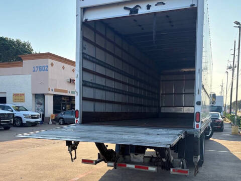 2019 Hino 338