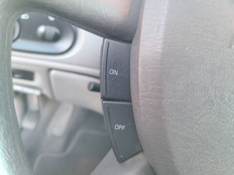 2004 Ford Taurus SES