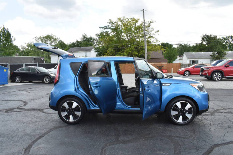 2016 Kia Soul +