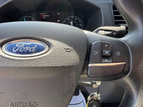 2022 Ford E-Transit