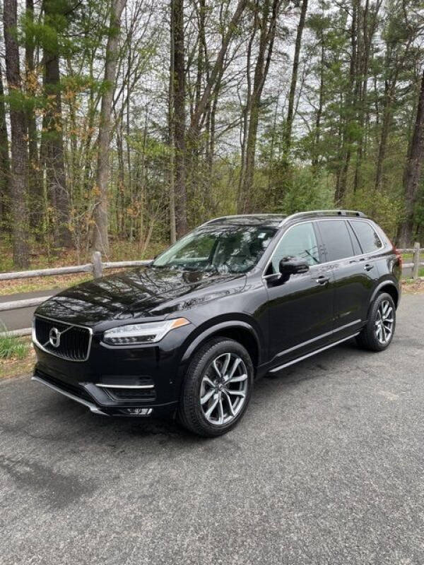 2018 Volvo XC90 T6 Momentum