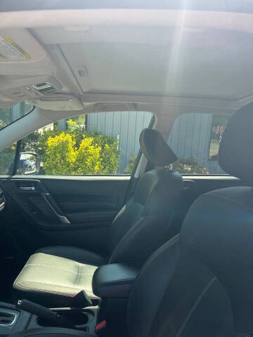 2017 Subaru Forester 2.5i Touring