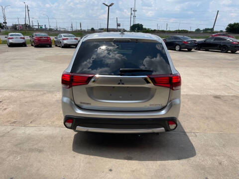 2018 Mitsubishi Outlander SE