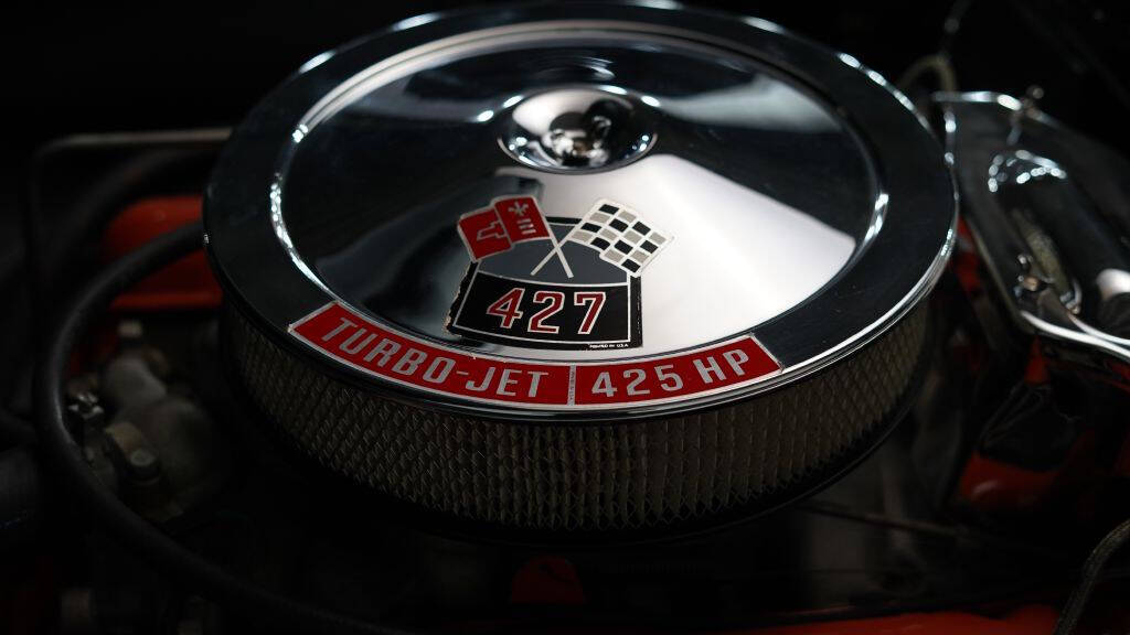 1966 Chevrolet Corvette 21