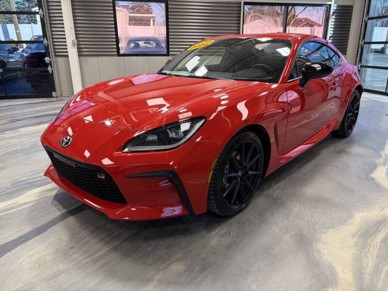 2024 Toyota GR86 Premium