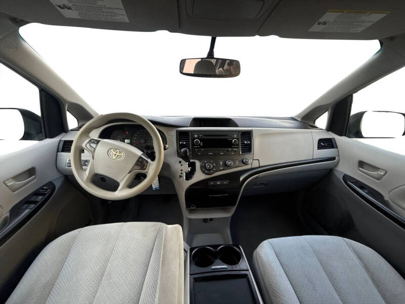 2011 Toyota Sienna