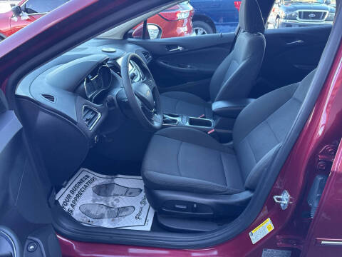 2017 Chevrolet Cruze LT Auto