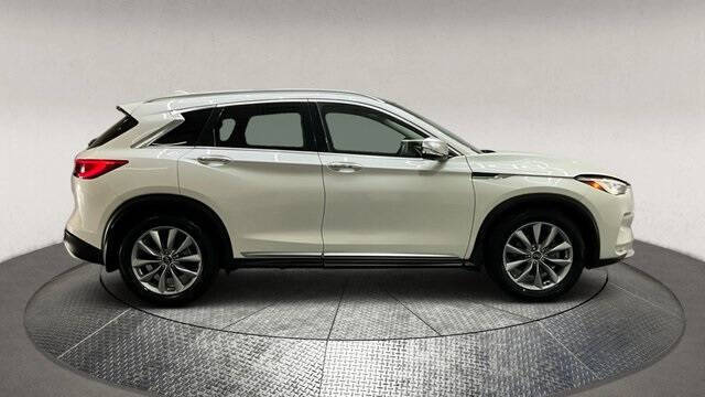 2021 Infiniti QX50 Essential