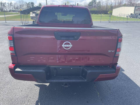 2024 Nissan Frontier SV