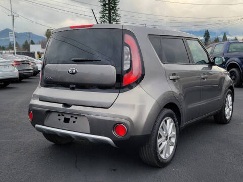 2018 Kia Soul +