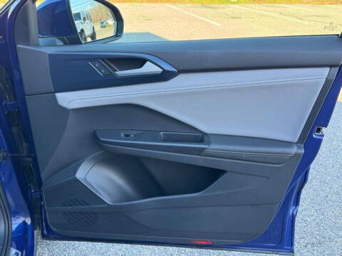 2024 Volkswagen Taos SE 4Motion