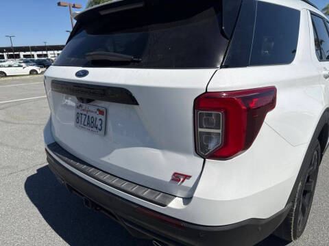 2020 Ford Explorer ST