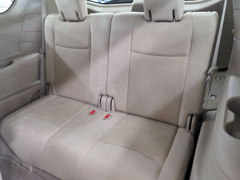 2013 Nissan Pathfinder SV