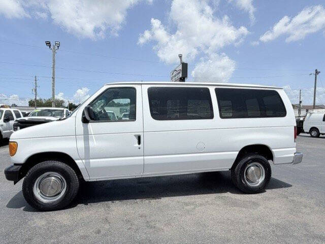 2003 Ford E-Series E-350 SD