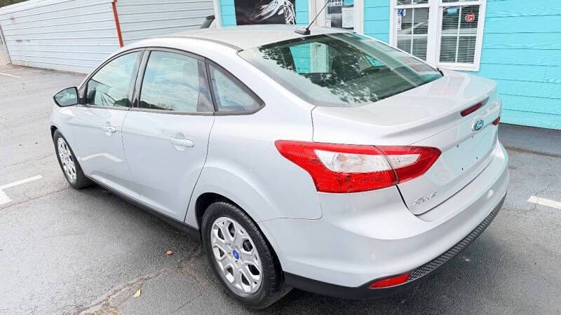 2012 Ford Focus SE