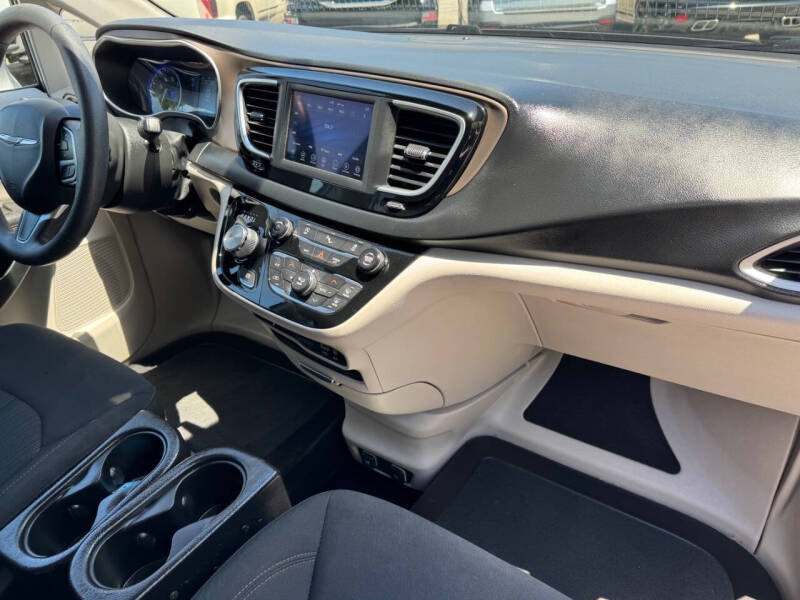 2018 Chrysler Pacifica Touring Plus