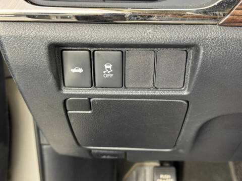 2013 Toyota Avalon XLE