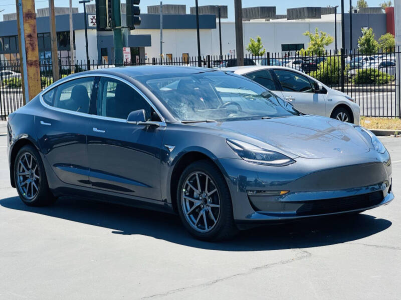 2018 Tesla Model 3 Mid Range