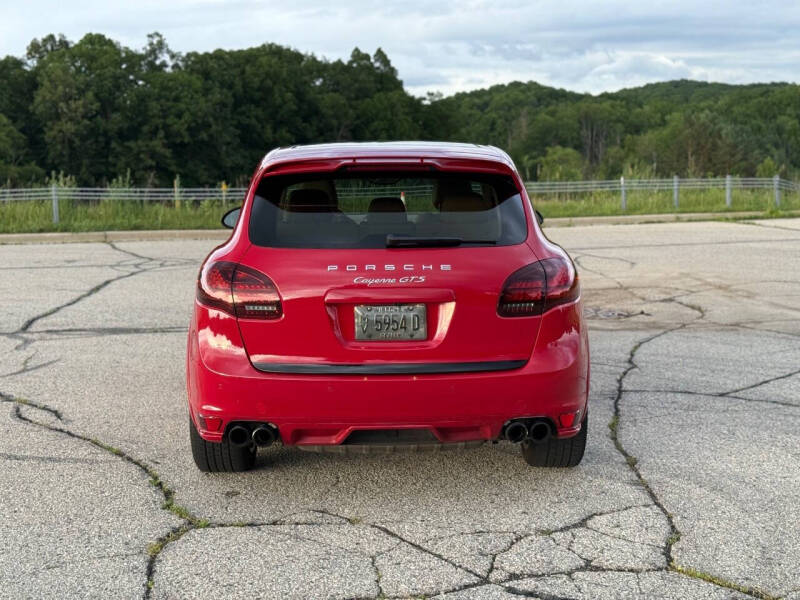 2013 Porsche Cayenne GTS