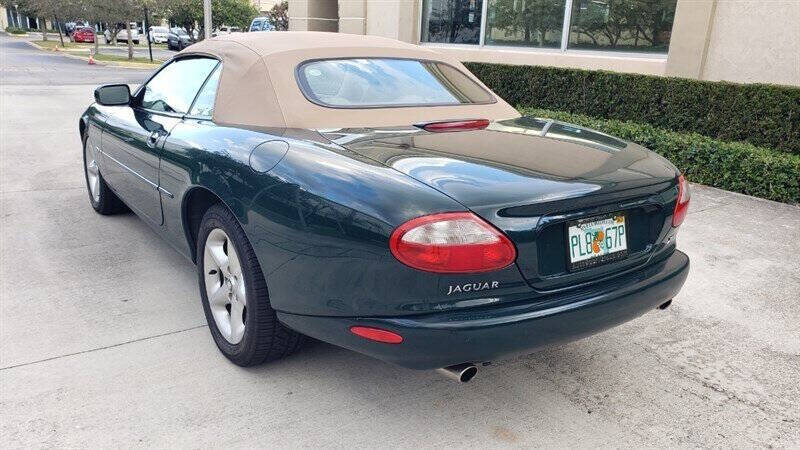 2000 Jaguar XK-Series 21