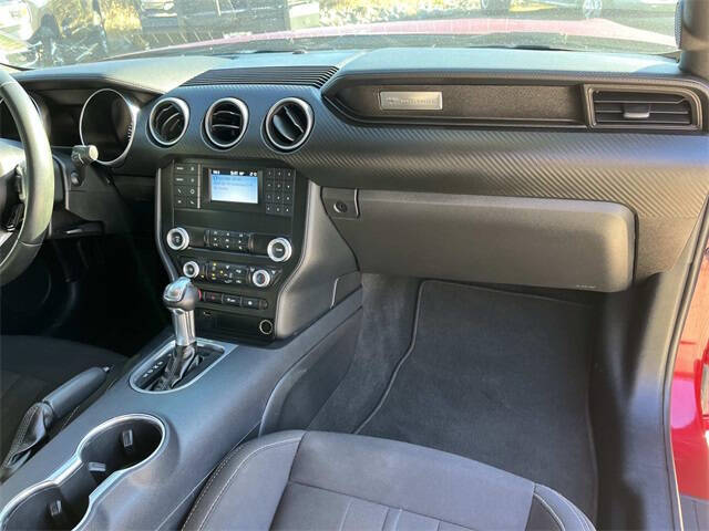 2021 Ford Mustang EcoBoost