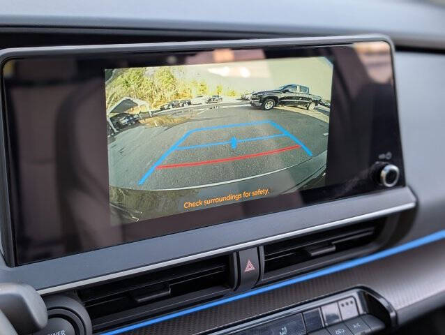 2024 Toyota Prius XLE