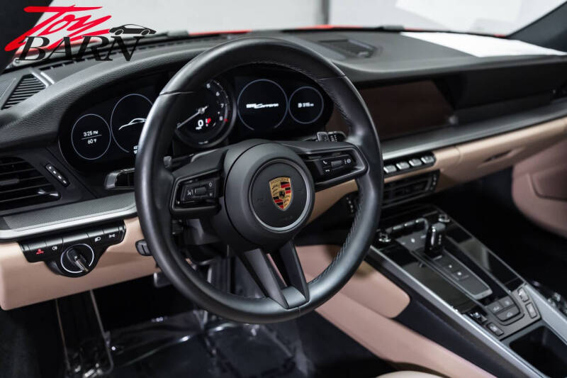 2022 Porsche 911 Carrera