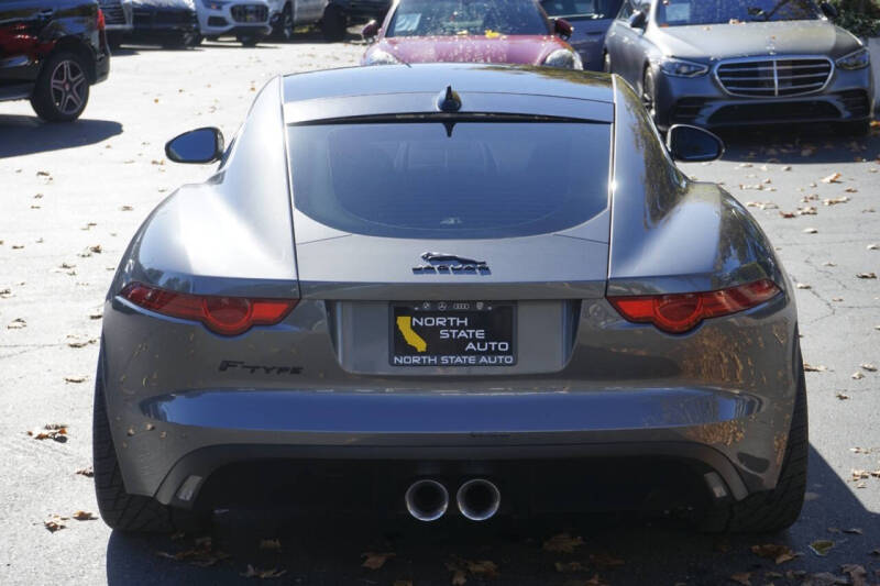 2017 Jaguar F-TYPE Premium