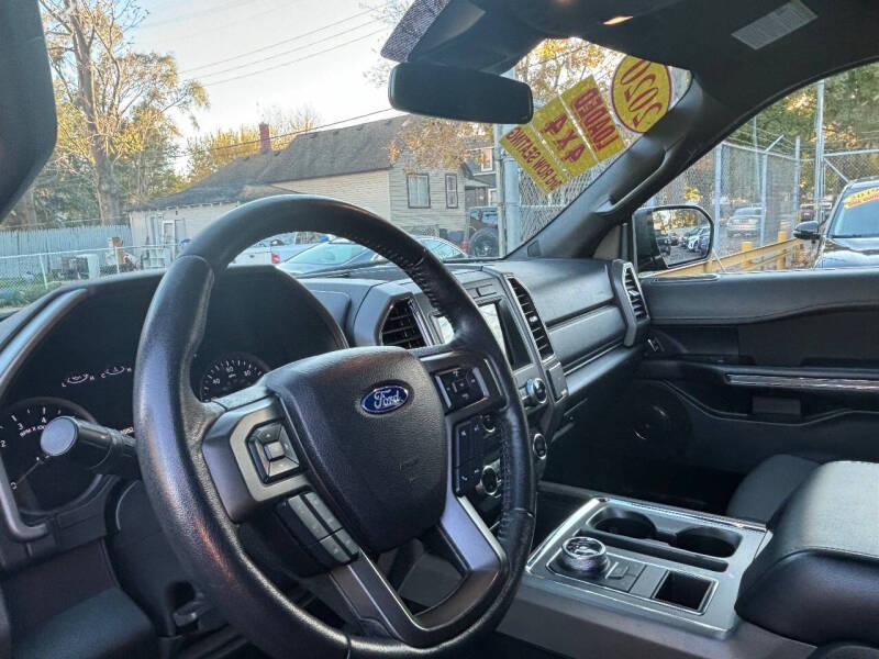 2020 Ford Expedition XLT